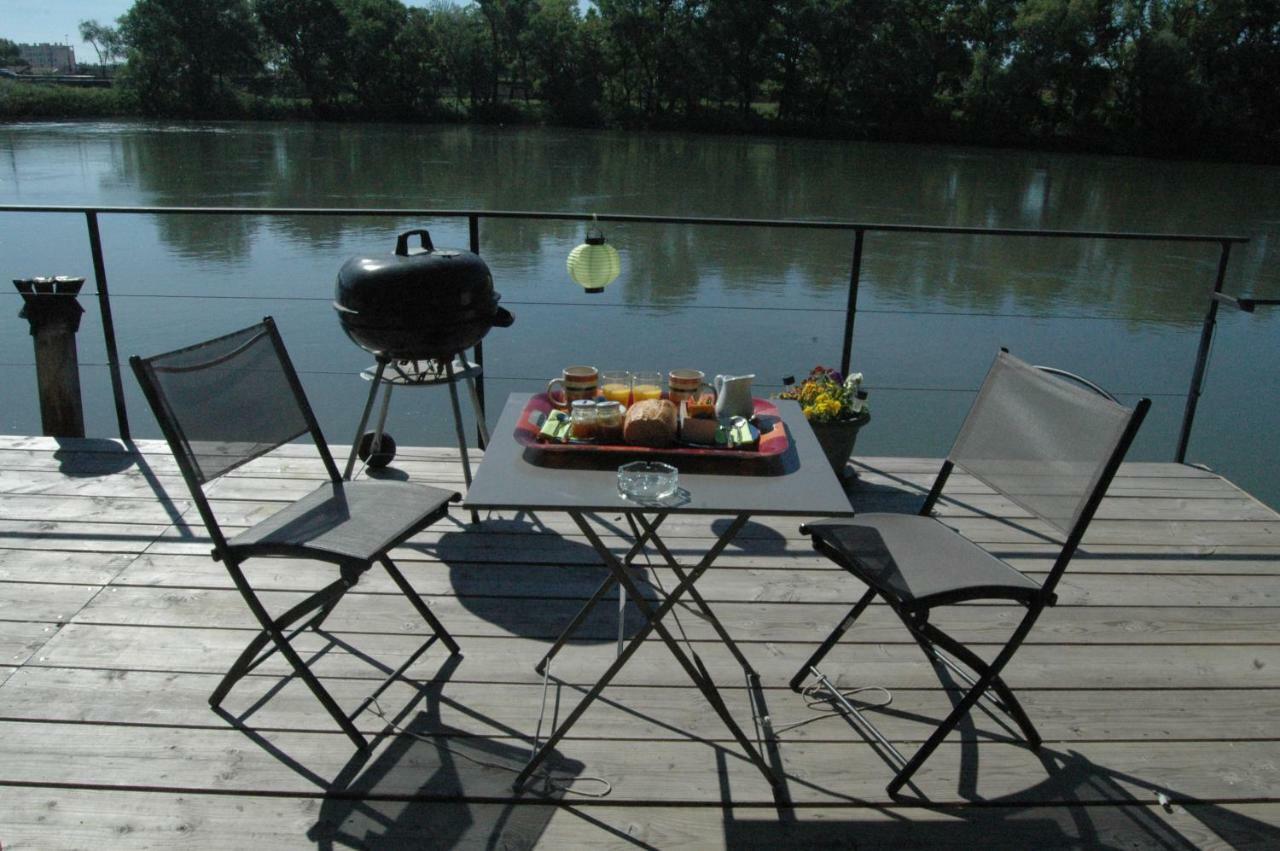 Bed and Breakfast Péniche Espoir bulle Avignone Esterno foto