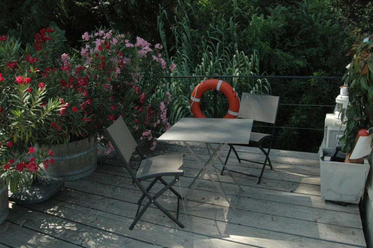 Bed and Breakfast Péniche Espoir bulle Avignone Esterno foto